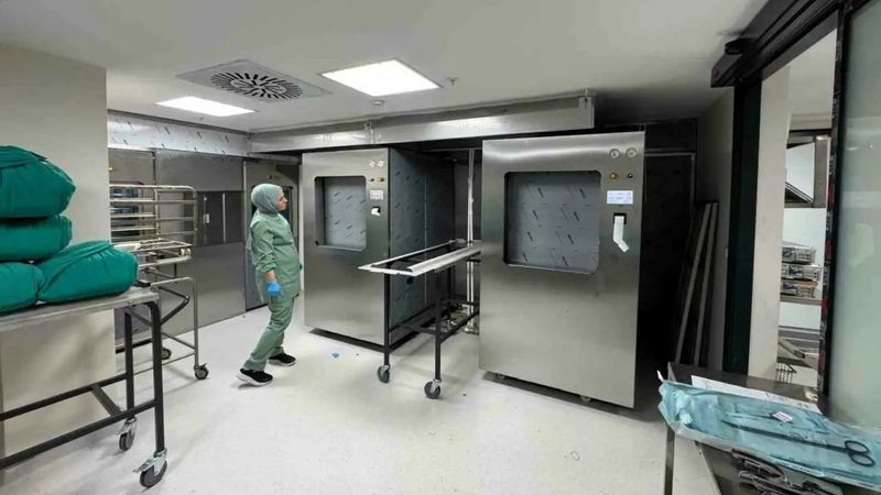 Gazi Yaşargil Eğitim ve Araştırma Hastanesinde sterilizasyon birimi yenilendi Gazi Yaşargil Eğitim ve Araştırma Hastanesinde sterilizasyon birimi yenilendi