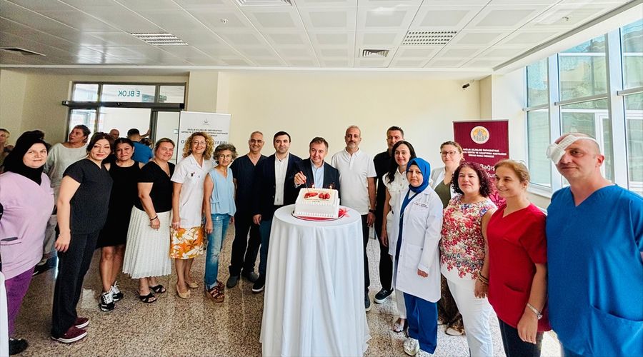 Antalya Eğitim ve Araştırma Hastanesi Organ Nakli Merkezinde 10 yılda 179 nakil yapıldı Antalya Eğitim ve Araştırma Hastanesi Organ Nakli Merkezinde 10 yılda 179 nakil yapıldı