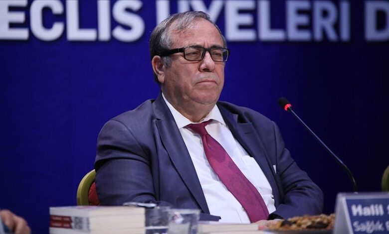 Eski sağlık bakanı hayatını kaybetti
