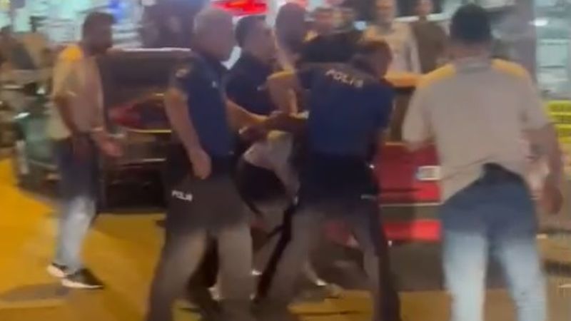Ankara’da kesici aletle ambulansa saldırdılar