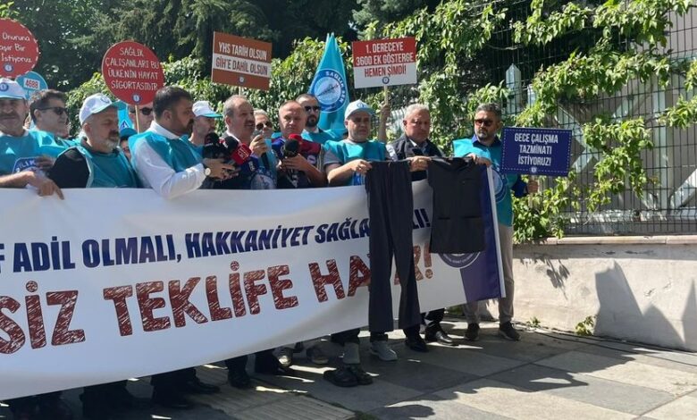 Sağlık-Sen Genel Başkanı Doğan: Sadaka değil, hak ettiğimiz ücretleri istiyoruz