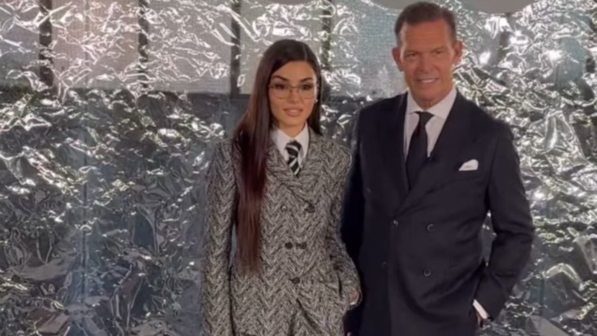 Hande Erçel ile ablası Gamze Erçel Milano’ya gitti! Kız kardeş pozu verdiler