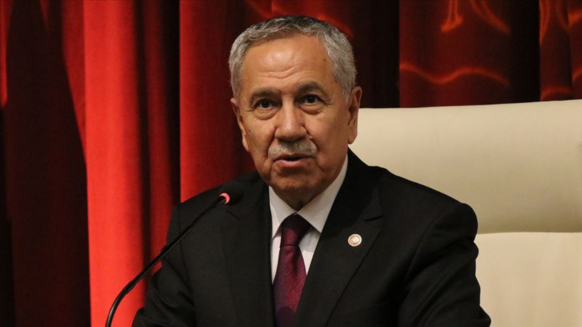 Bülent Arınç: CHP’nin TBMM açılışına katılmamasını doğru bulmuyorum