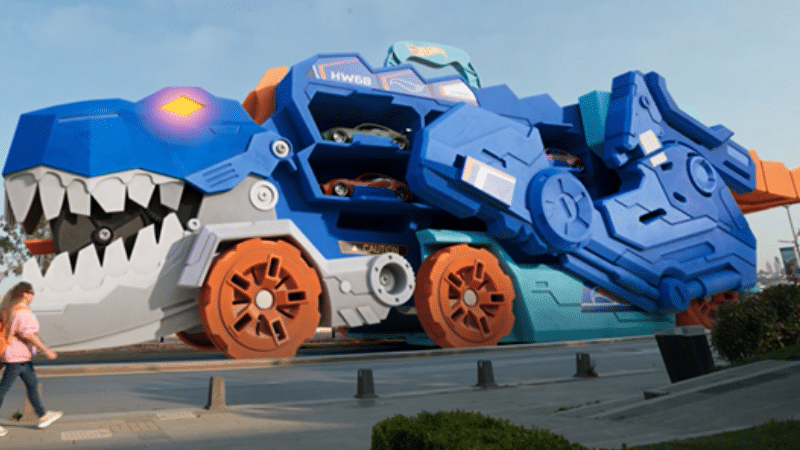 Hot Wheels T-Rex, İstanbul’u oyun pistine çeviriyor