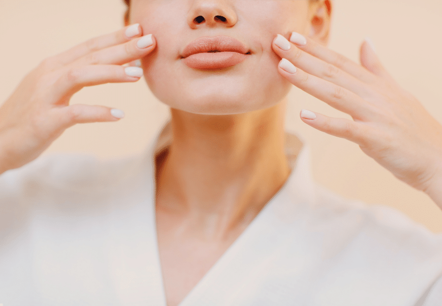 Yüz Yogası mı Botoks mu? Hangisi Daha Etkili?