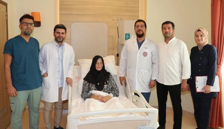 Konuşmayı unutturan tümörden ‘uyanık ameliyat’la kurtuldu