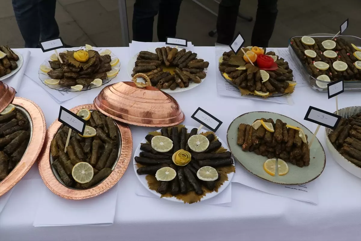 Tekirdağ’da Zeytinyağlı Sarma Yarışması Düzenlendi