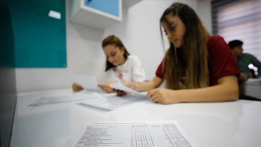 YKS’de ilk 1000 kişinin 341’i tıp fakültesini tercih etti YKS’de ilk 1000 kişinin 341’i tıp fakültesini tercih etti