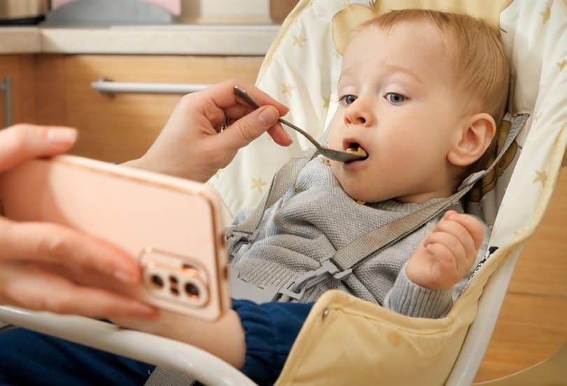 Ekransız yemek mümkün! Peki nasıl?