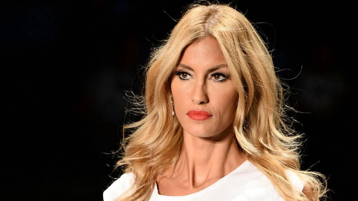 Çağla Şıkel’den gündem olan yeni paylaşım! Yine kahvaltı tabağını gösterdi