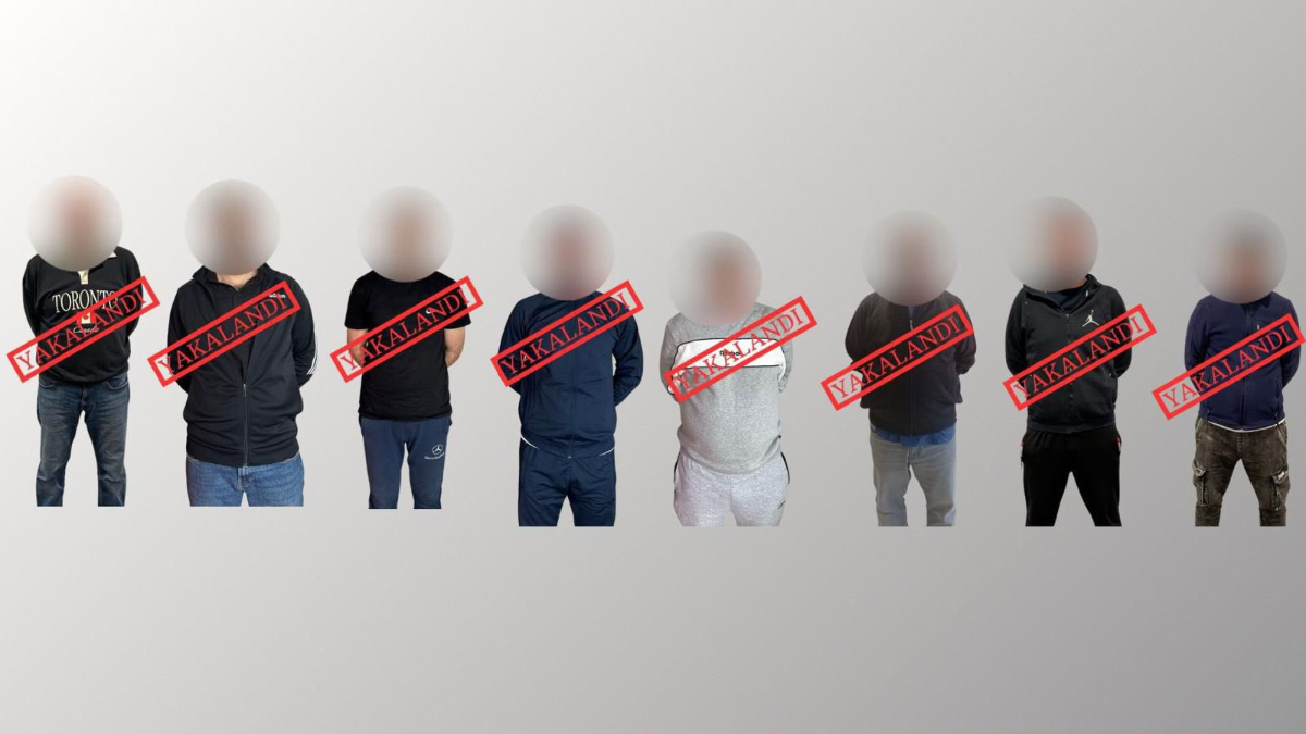 Kırmızı bültenle ve ulusal seviyede aranan 8 suçlu Türkiye’ye iade edildi Kırmızı bültenle ve ulusal seviyede aranan 8 suçlu Türkiye’ye iade edildi