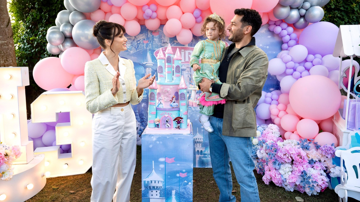 Oyuncu Murat Yıldırım’dan duygulandıran paylaşım! Kızı Miray’ın doğum gününü kutladı Oyuncu Murat Yıldırım’dan duygulandıran paylaşım! Kızı Miray’ın doğum gününü kutladı