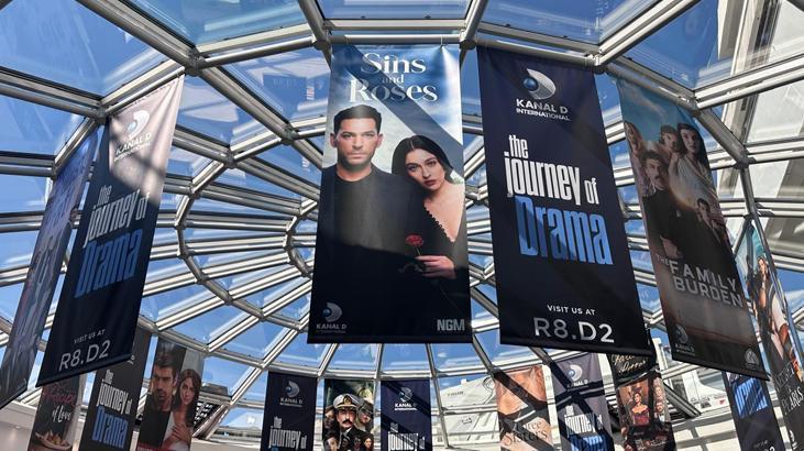 Kanal D dünya sahnesinde! Cannes sokaklarını aydınlatıyor