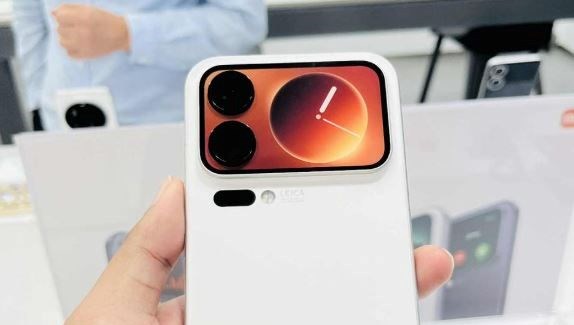 Yeni sızıntılar sonrası gündeme geldi: Xiaomi 17 Ultra Türkiye’ye gelecek mi, ne zaman gelecek? Yeni sızıntılar sonrası gündeme geldi: Xiaomi 17 Ultra Türkiye’ye gelecek mi, ne zaman gelecek?