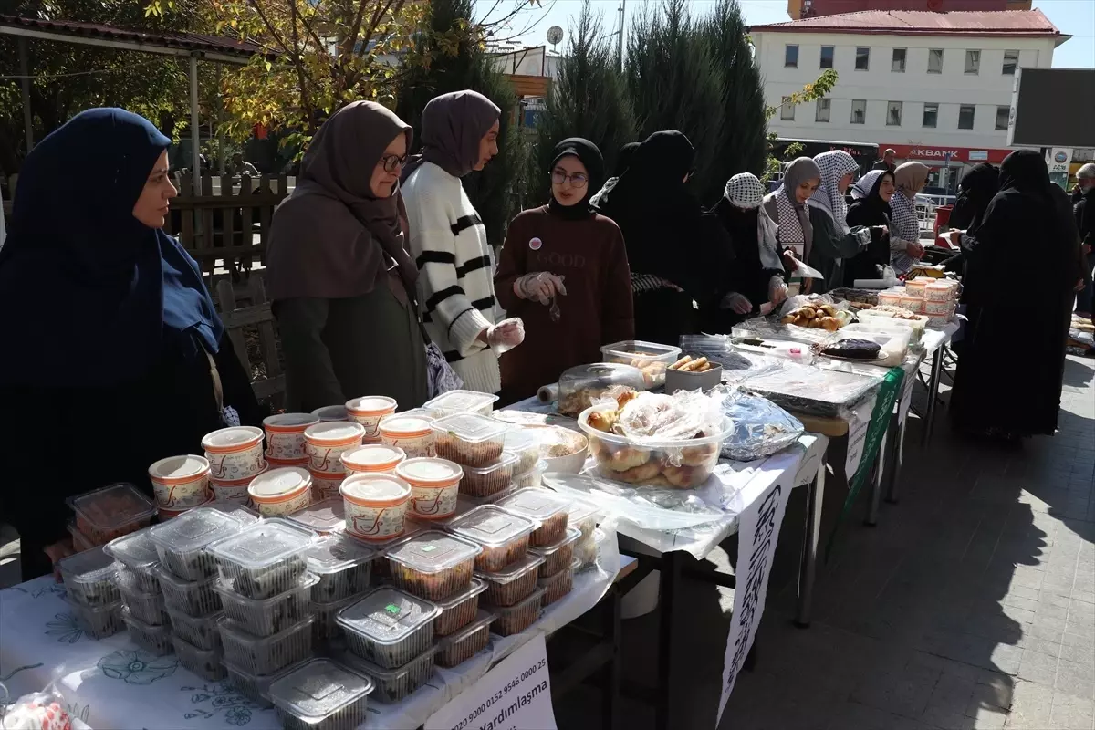 Ağrı’da Kadınlardan Gazze’ye Destek Kermesi