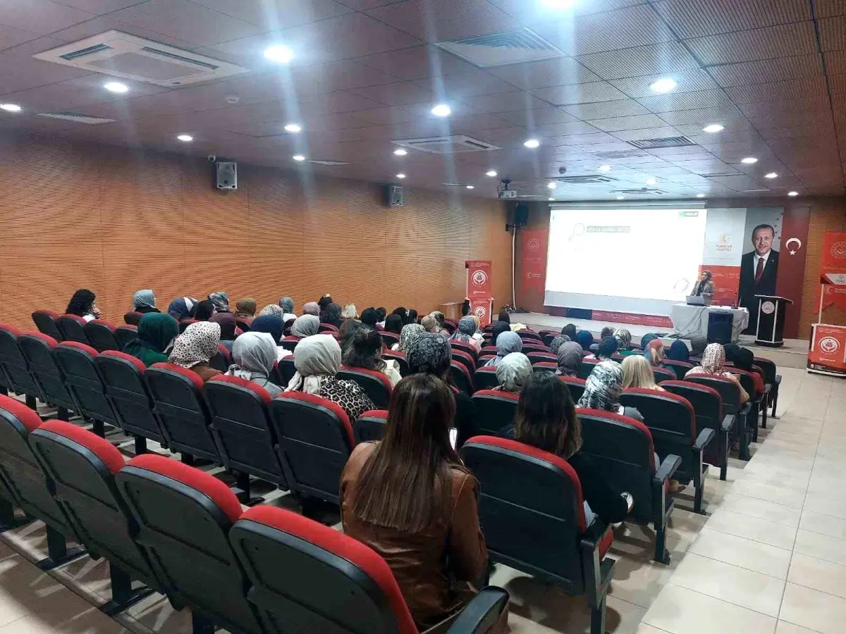 Kadınlara Yönelik Madde Bağımlılığı Eğitimi Elazığ’da Düzenlendi