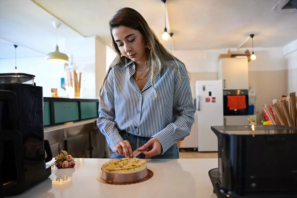 Genç Girişimci Medine Demir Kahve Markasıyla Yurt Dışına Açılmayı Hedefliyor