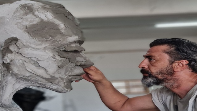 Ozan Ünal, sanat yolculuğunu unutulmaz bir sergiyle noktalıyor