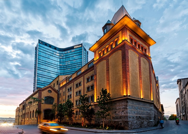 Yeni Yıla Hazırlık: Hilton İstanbul Bomonti’nin eforea…