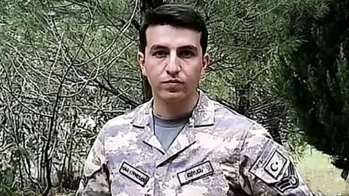 Şehit Ahmet Yasir Kuyucu’nun Kız Kardeşiyle Son Mesajı