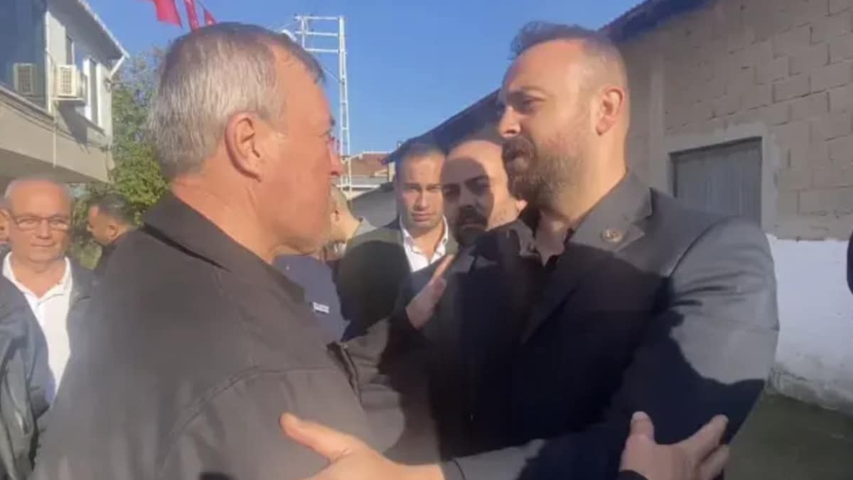 Şehit babası, MHP’li başkana ‘Beni Devlet Bahçeli’ye… Şehit babası, MHP’li başkana ‘Beni Devlet Bahçeli’ye…