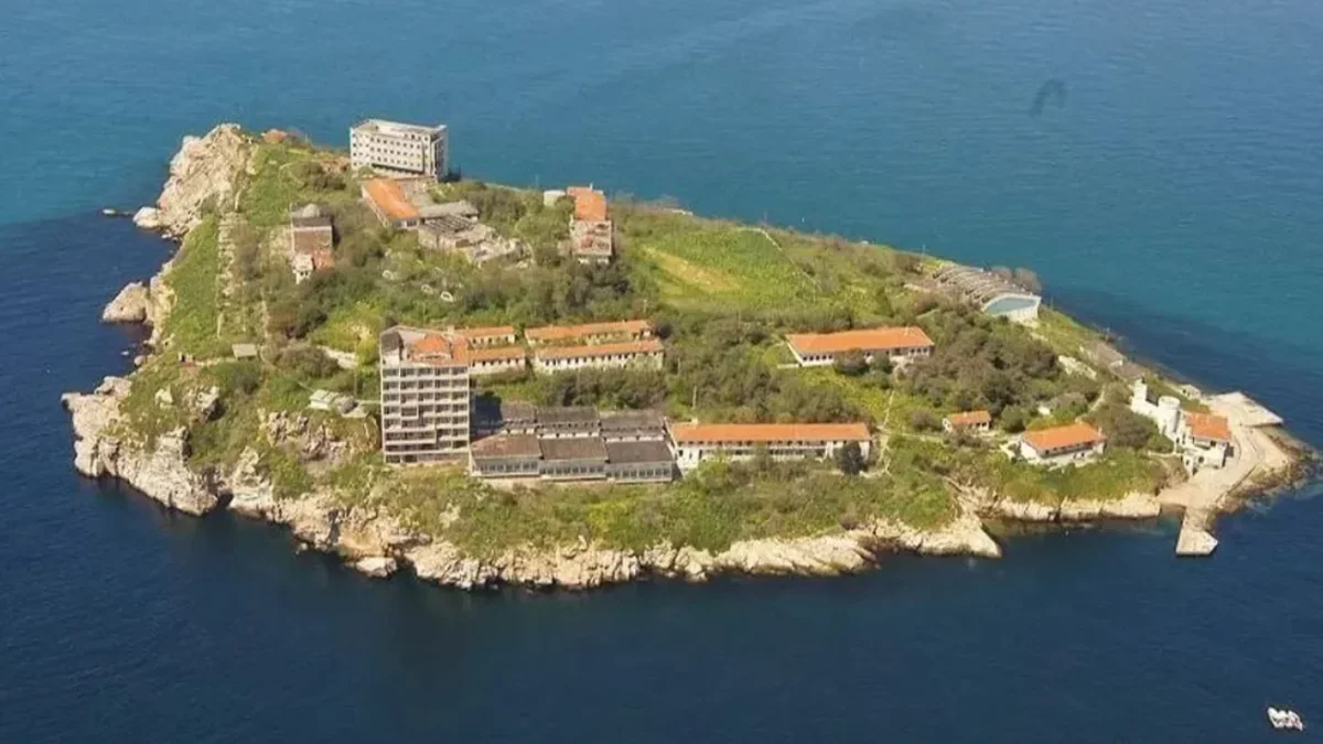 TBMM Heyeti İmralı Adası’nı Ziyaret Etti