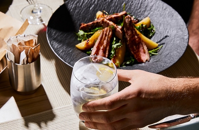 Buz Şarabı (Ice Wine) Nedir? Soğuk İklimlerin En Tatlı Sırrı