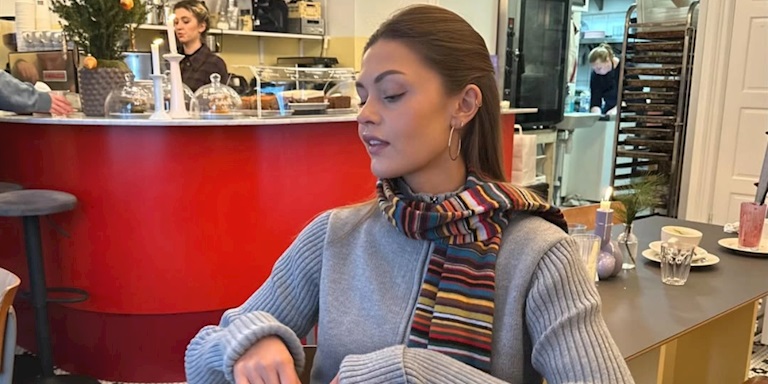 Kış Modasında Atkılar Öne Çıkıyor