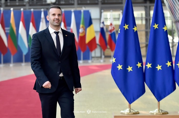 Karadağ, Türkiye ile vizesiz seyahati yeniden uygulamaya…