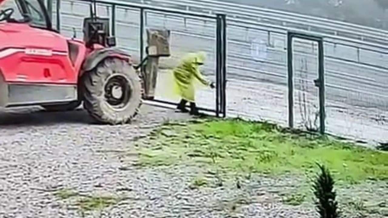 5 Milyon Değerindeki İş Makinesi Hızla Çalındı