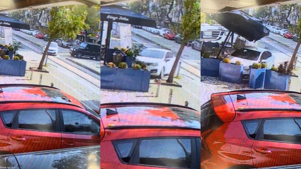 Otomobil kazası tatlıcı dükkanına daldı