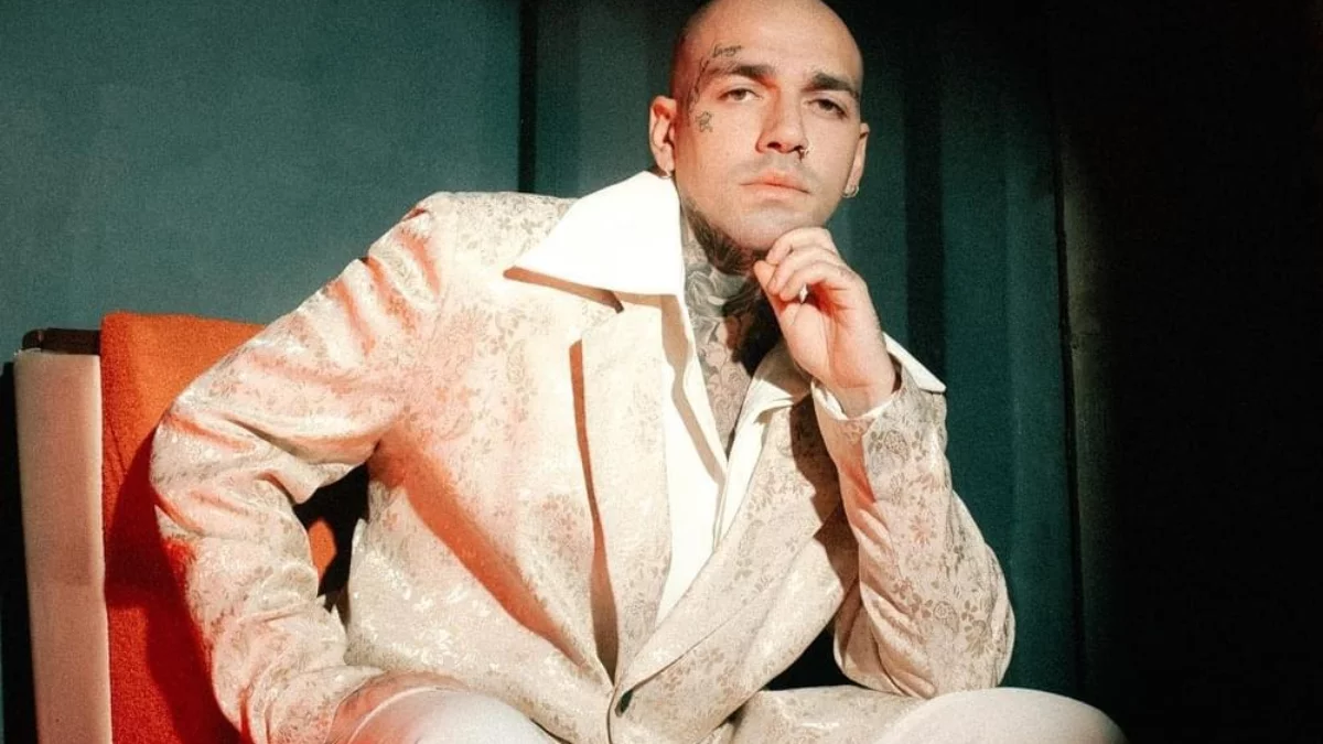 Rapçi Ezhel, Almanya’da Vatandaşlık Aldığını Duyurdu Rapçi Ezhel, Almanya’da Vatandaşlık Aldığını Duyurdu